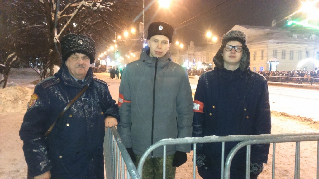 Кому-то праздник - а кому-то служба!