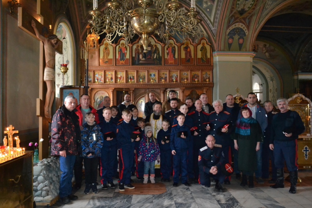 Помня историю казачества, помня прошлое, мы идем в будущее