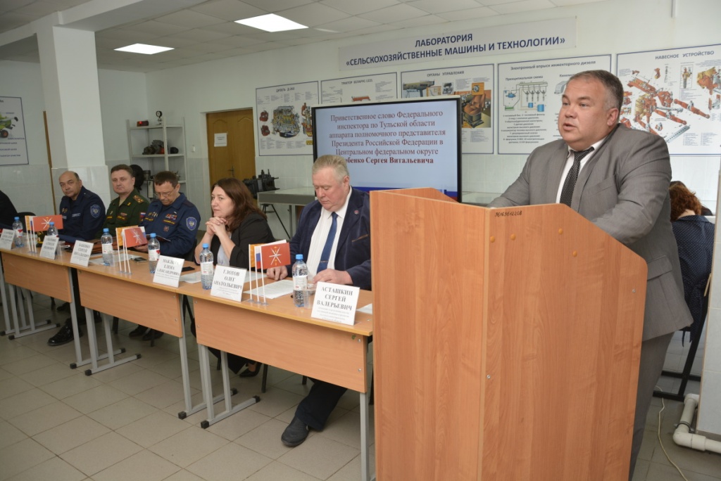 Сегодня учеба, завтра служба по контракту
