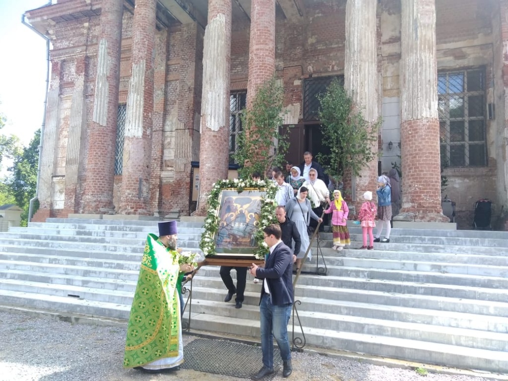 Троица в Яхроме