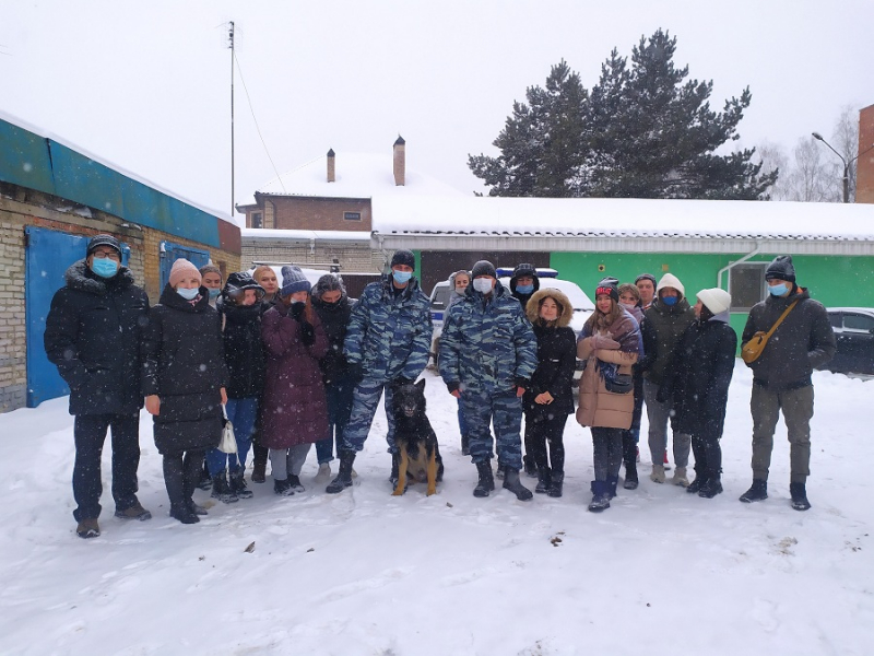 В Подмосковье полицейские и общественник присоединились к акции «Студенческий десант»