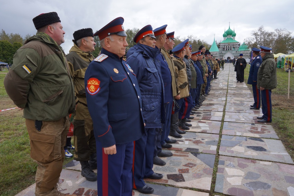 В День воинской славы России на Куликовом Поле прошел Большой Казачий Круг ЗОКО ВКО «ЦКВ»