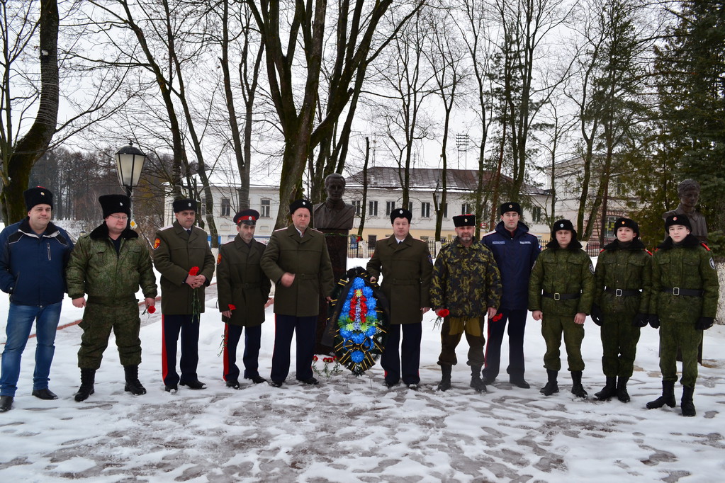 Кадеты почтили память героя