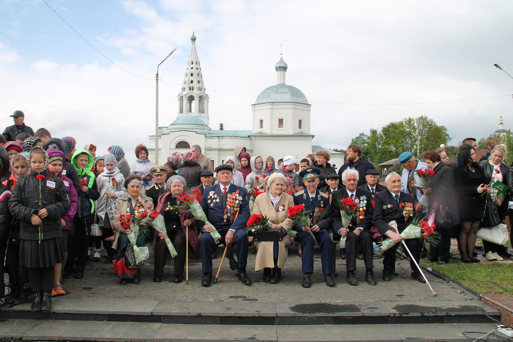 Праздник иконы Божией матери "Неупиваемая чаша" в Серпухове посетил Святейший Патриарх Московский и Всея Руси Кирилл
