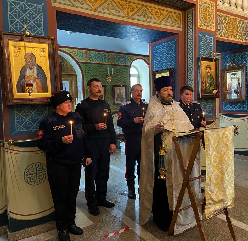 Помолились за души безвинно ушедших..