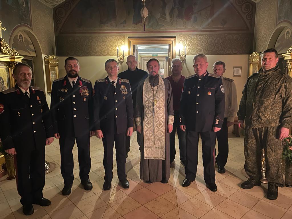 Помолились за души безвинно ушедших..