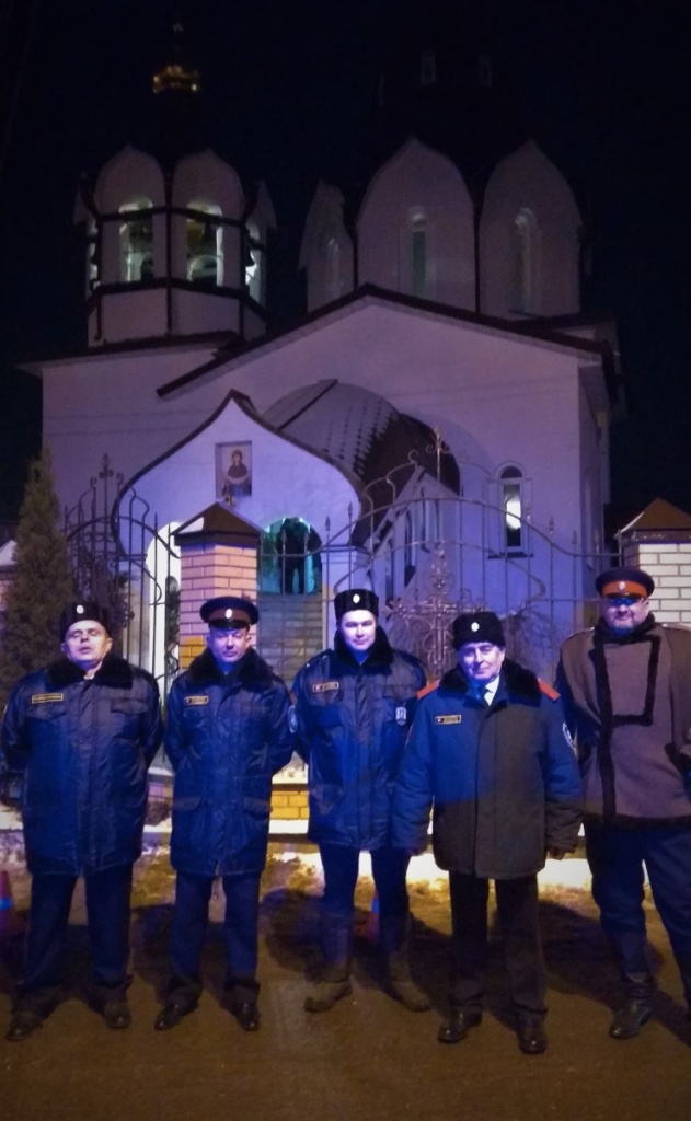 Рождество Христово в Солнечногорском районе встретили под охраной казаков