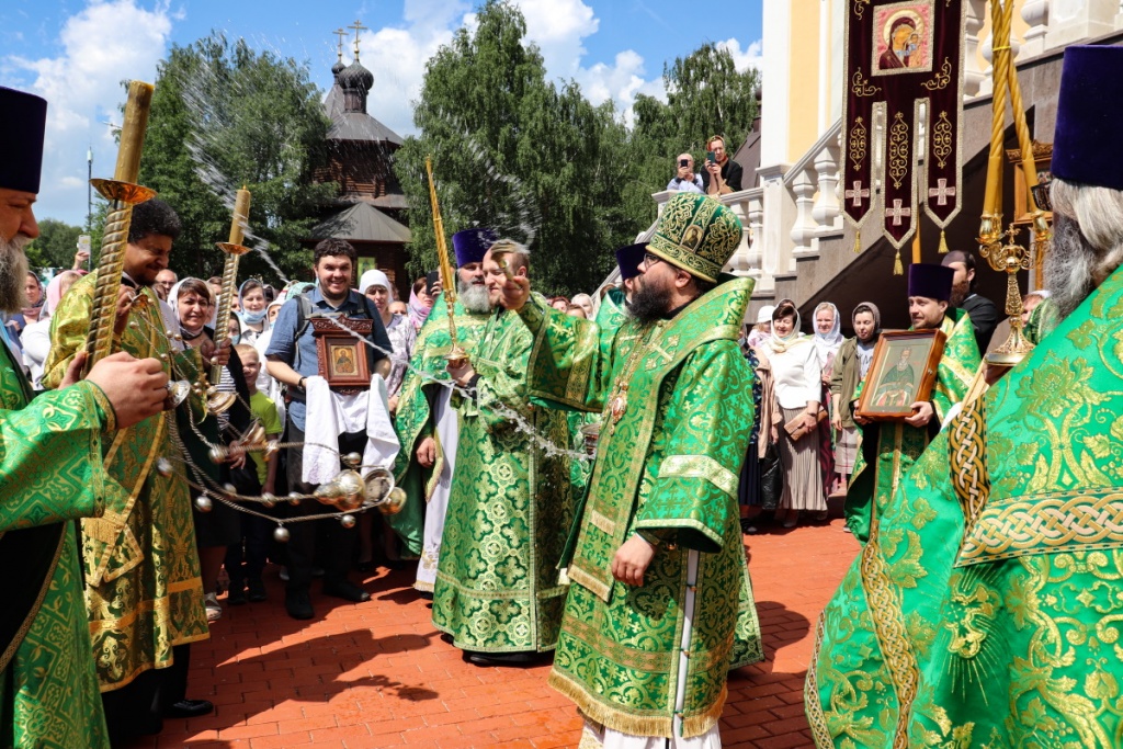 Престольный праздник в храме св. прав. Иоанна Кронштадтского