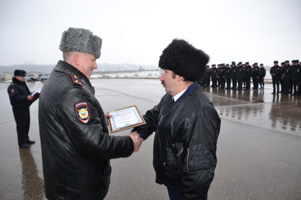 Казаков-дружинников Калужского ОКО ВКО ЦКВ наградили за службу