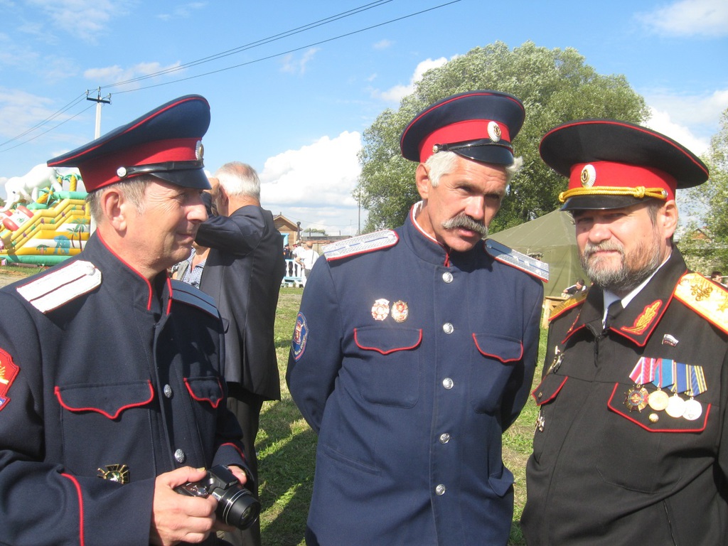 "Наши стремления просты - возродить в молодежи то, что сейчас интенсивно разрушается"