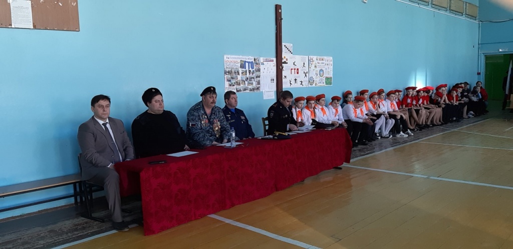 В средней школе №51 города Калуги среди кадет и про-кадет силовых структур и казачества прошли мероприятия посвященные дню вывода войск из Афганистана и дню "Защитника Отечества"