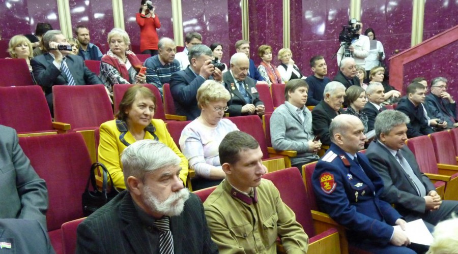 Калужские казаки поделились опытом работы на Координационном совете патриотических сил Калужской области Калужские казаки поделились опытом работы на Координационном совете патриотических сил Калужской области