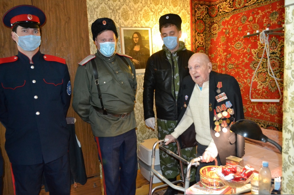 У нас есть возможность – сказать «спасибо» нашим ветеранам за их подвиг, за то, что они подарили всем нам жизнь