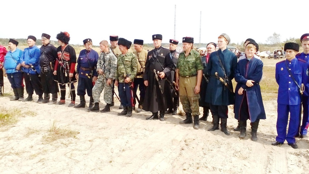 Крепнет казачья дружба Крепнет казачья дружба