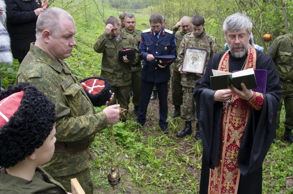 Казаки Дмитровского хуторского общества помогут благоустроить родник в деревне Нестерово Рогачевского благочиния