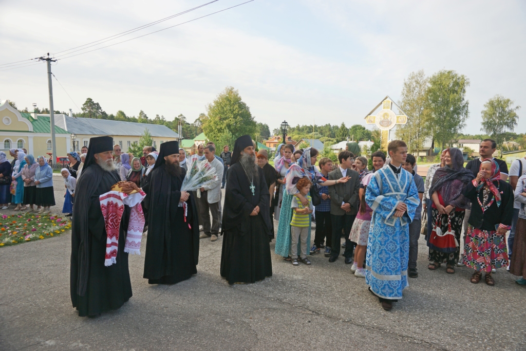 Успение Пресвятой Богородицы в Свято-Тихоновой пустыни
