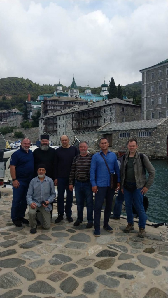 Паломничество атаманов и казаков Центрального казачьего войска на Святую гору Афон