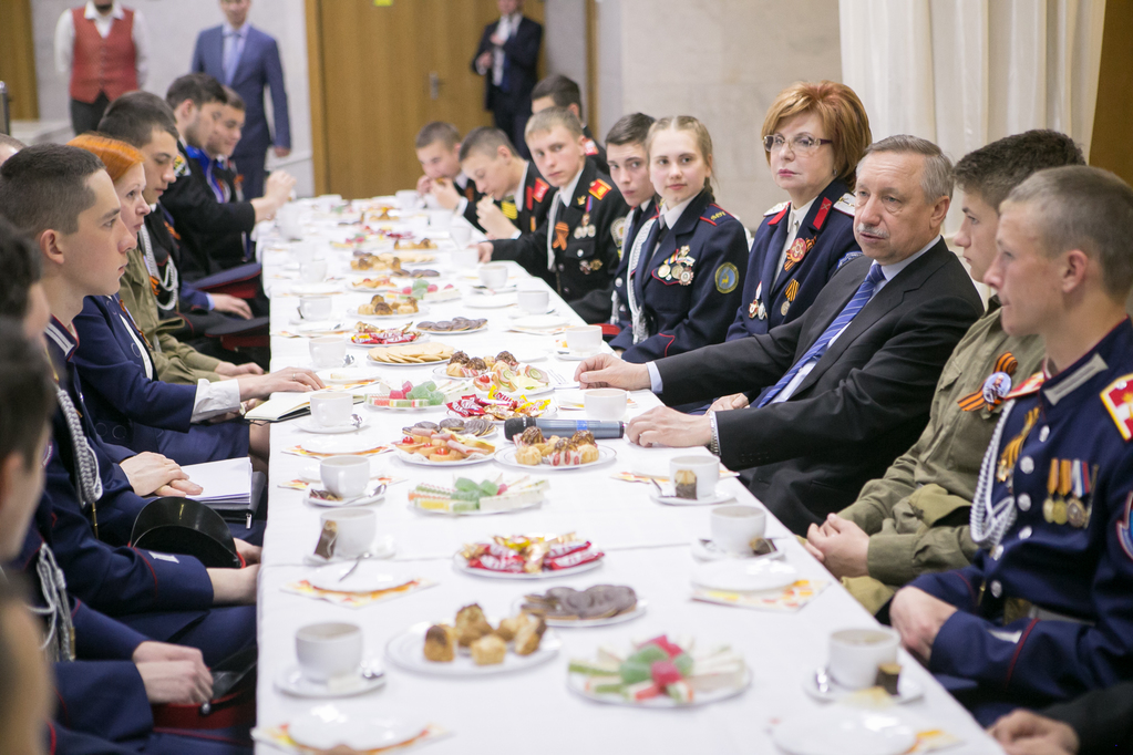 Победителей конкурса на звание «Лучший казачий кадетский корпус» поздравили Александр Беглов и Наталья Третьяк