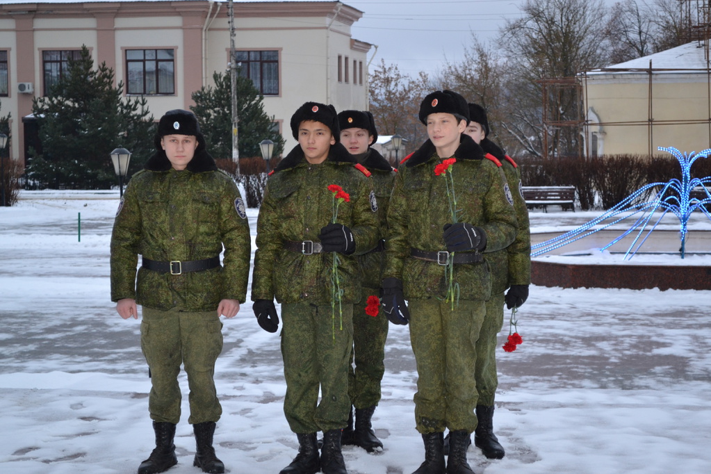 Кадеты почтили память героя
