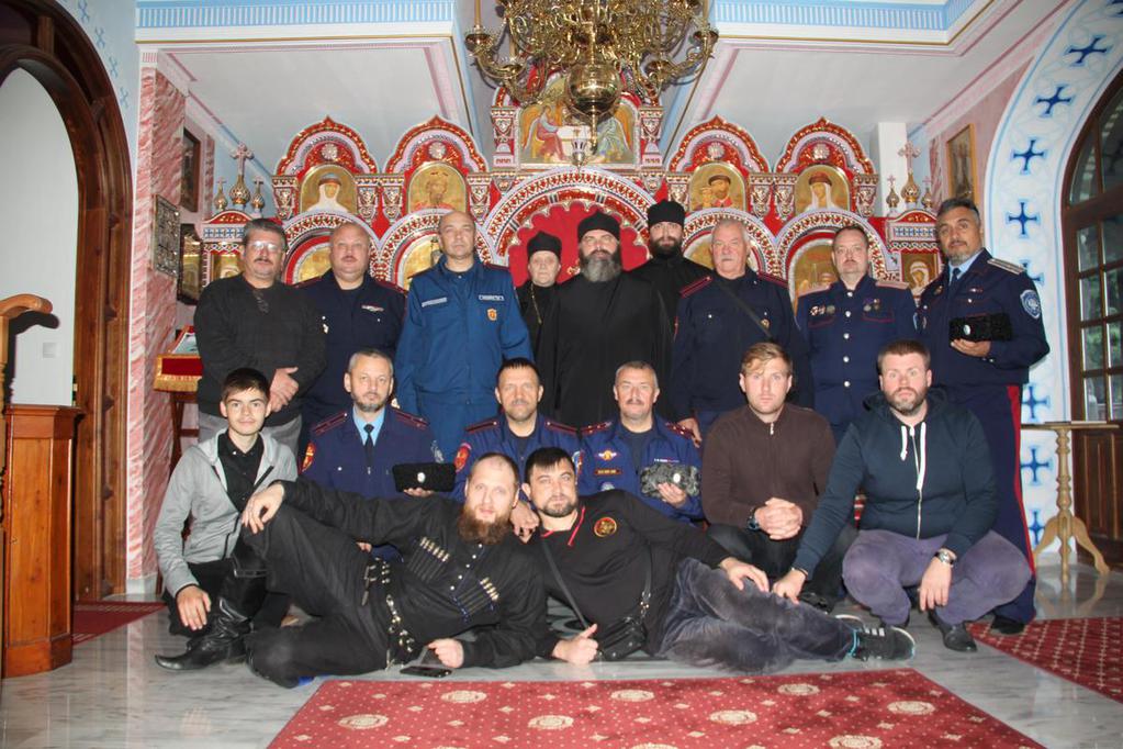 Паломничество атаманов и казаков Центрального казачьего войска на Святую гору Афон