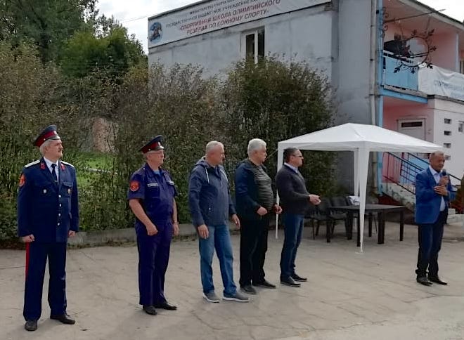 Спорту все должности покорны