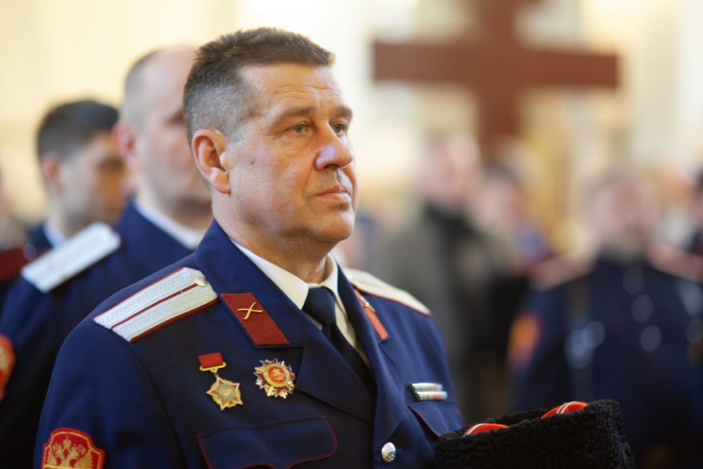 Председатель Синодального комитета по взаимодействию с казачеством возглавил Божественную литургию в казачьем храме г. Москвы и принял присягу московских казаков