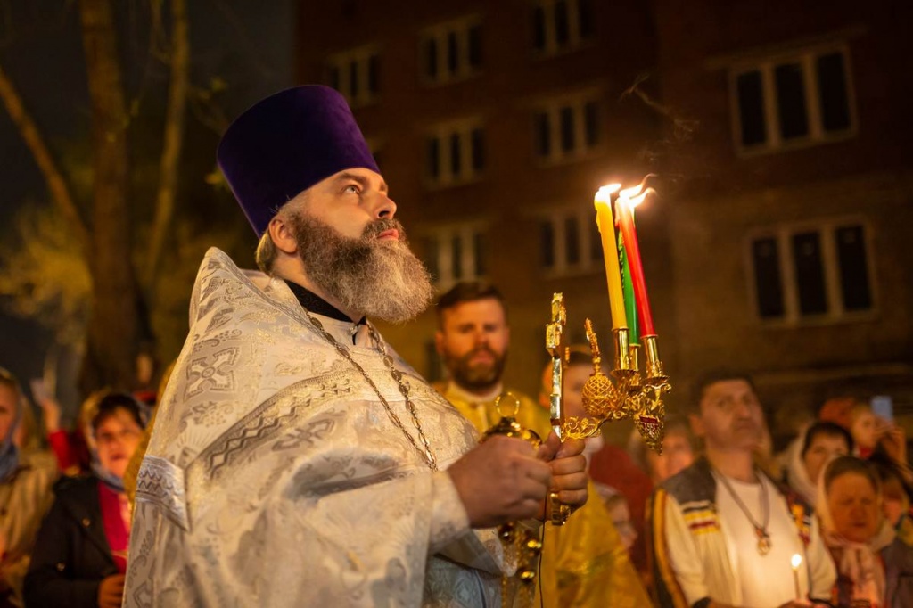 Празднование Воскресения Христова на приходе храма св. равноап. кн. Владимира при Московском президентском кадетском училище имени М.А. Шолохова