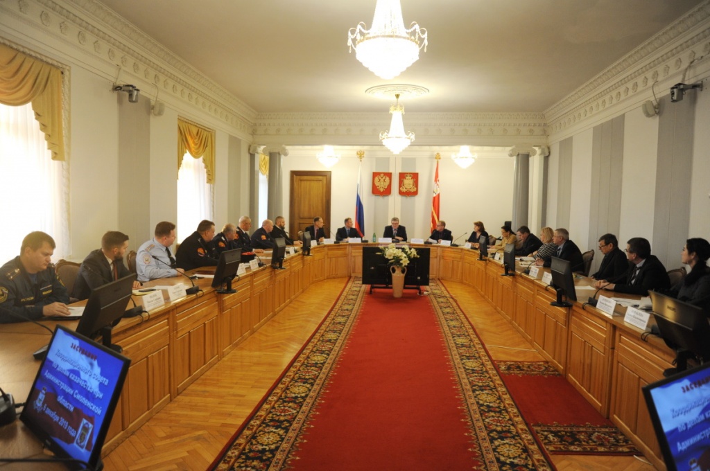 Под председательством заместителя Губернатора Константина Никонова состоялось очередное заседание Координационного совета по делам казачества при Администрации Смоленской области