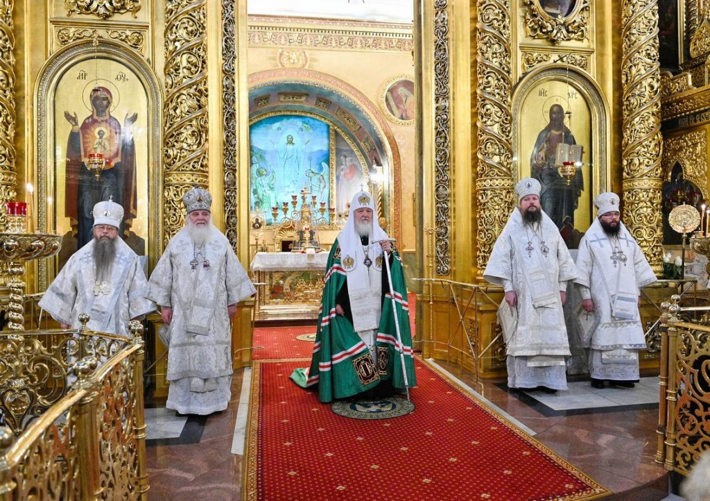 Настоятель храма св. равноап. кн. Владимира при МПКУ им. М.А. Шолохова, войсковой священник Центрального казачьего войска иерей Марк Кравченко сослужил Святейшему Патриарху Московскому и всея Руси Кириллу за панихидой по Святейшему Патриарху Алексию II