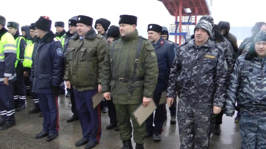 Казаков-дружинников Калужского ОКО ВКО ЦКВ наградили за службу