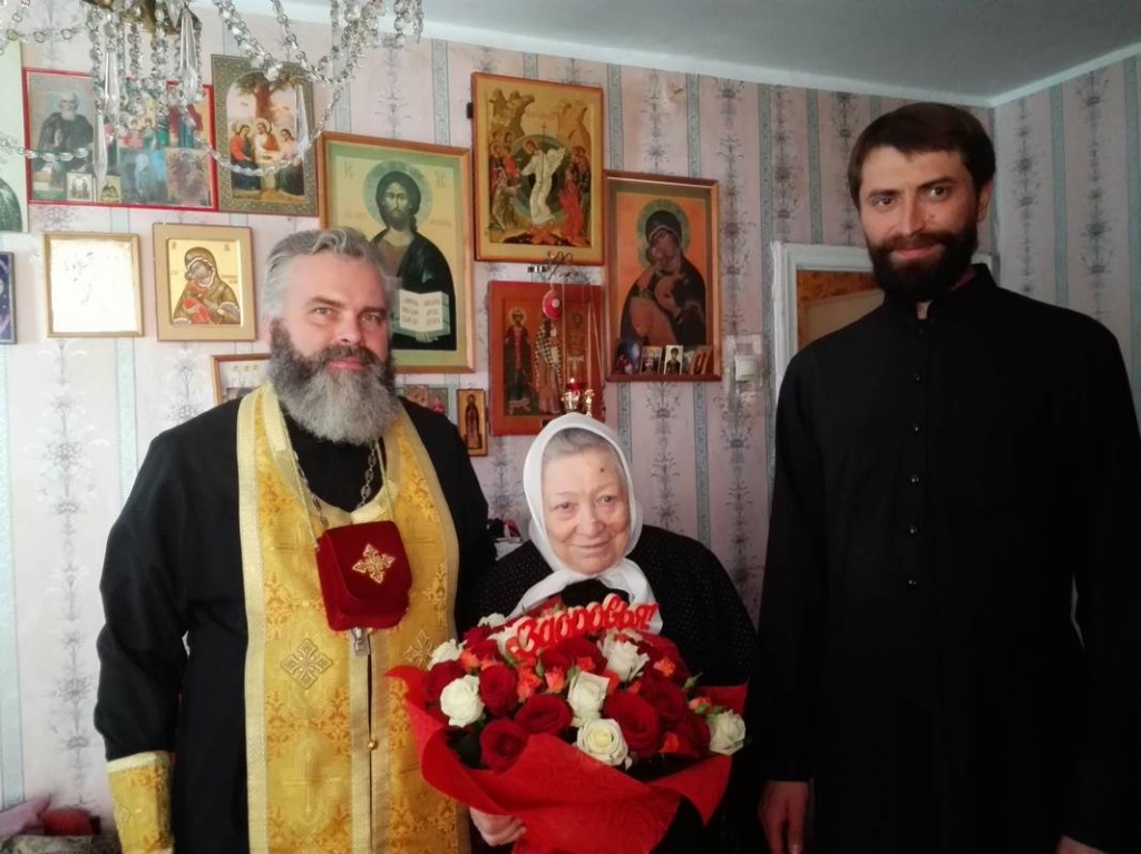 Монахине Василисе (Росляковой) исполнилось 99 лет!