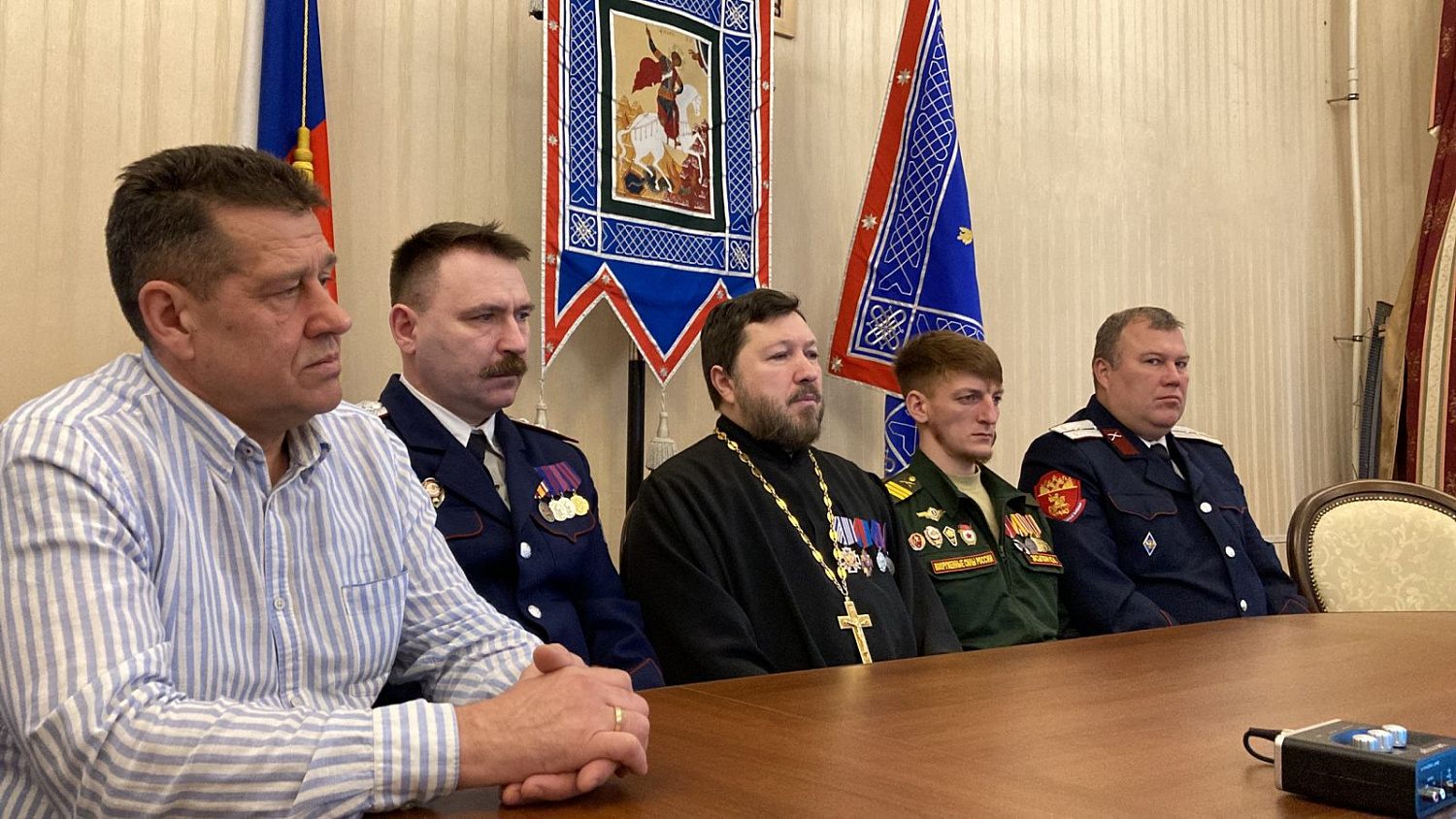Телемост «Казаки-герои: точка опоры и мысли о Родине»