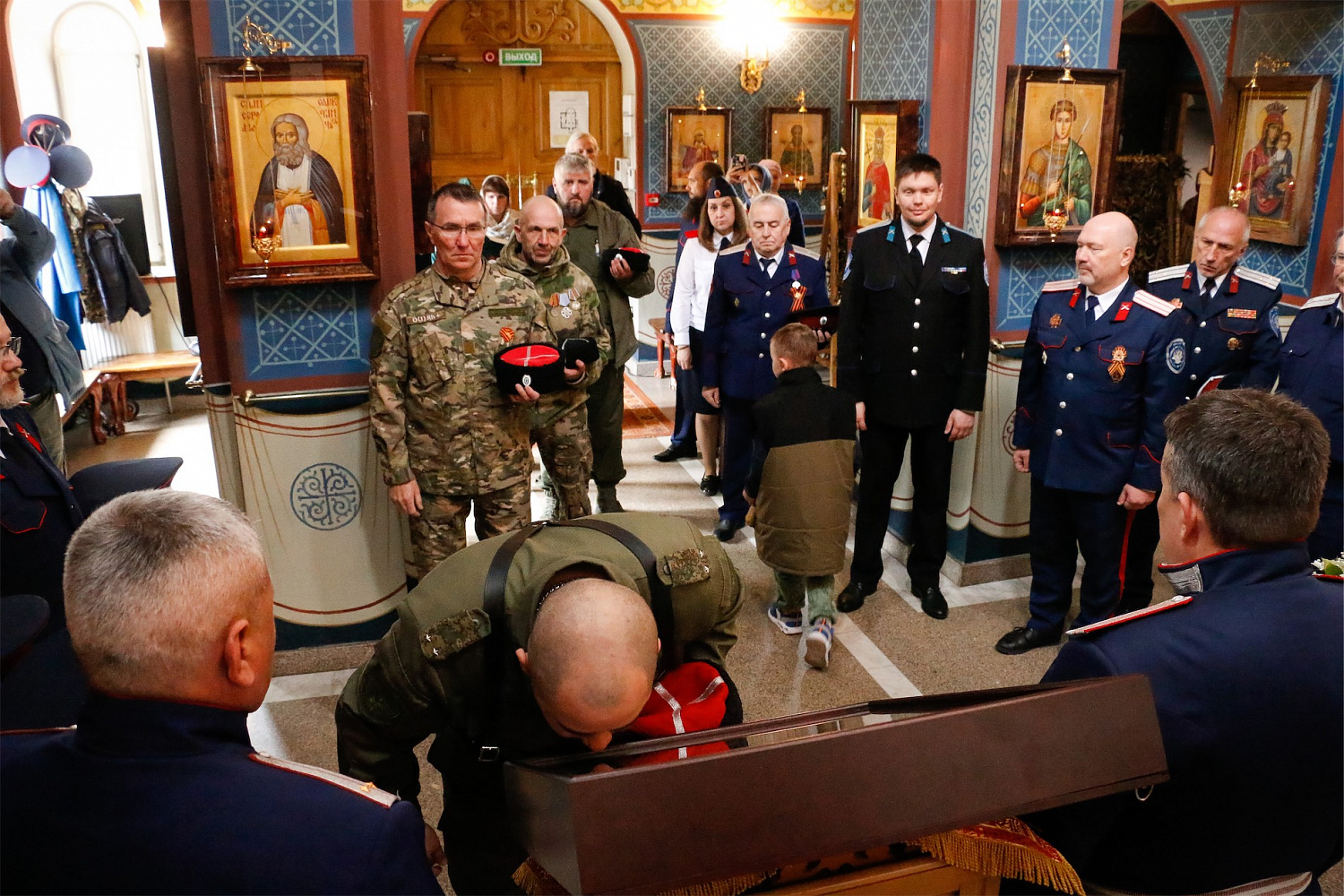 Икона святителя Ермогена доставлена в казачий Покровский храм 