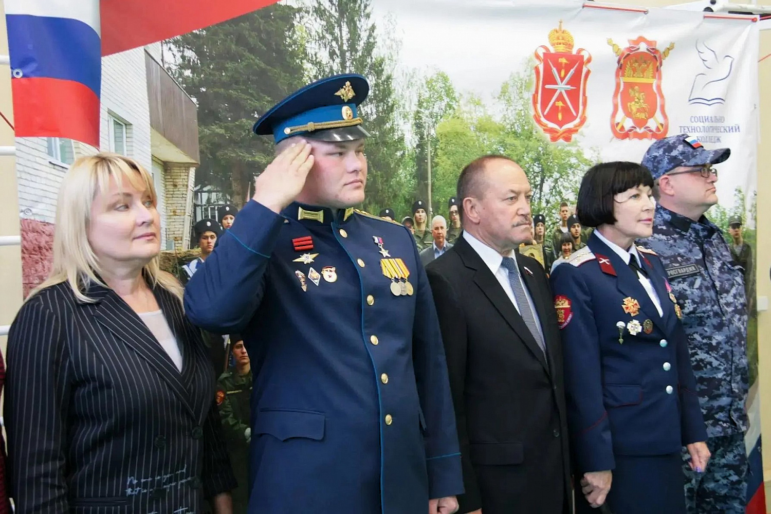 В авангарде
