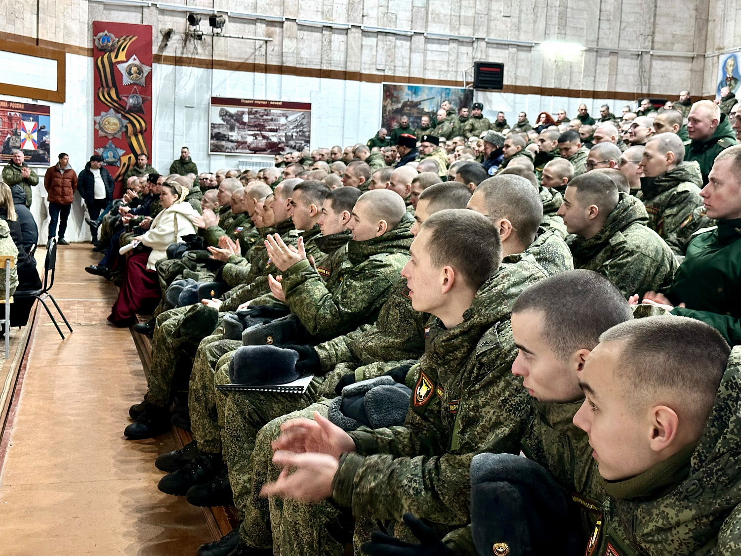 День защитника Отечества в Кантемировской дивизии