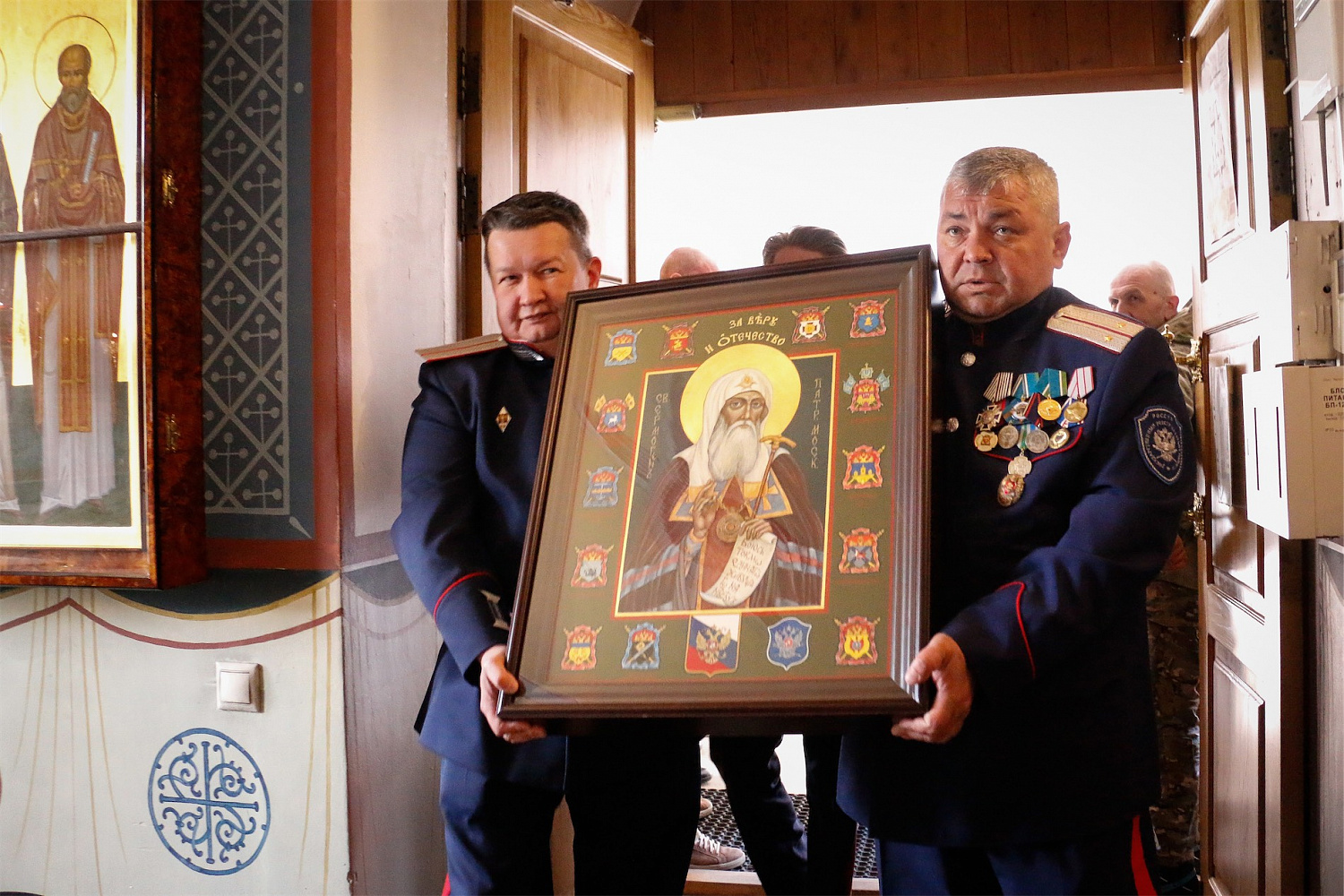 Икона святителя Ермогена доставлена в казачий Покровский храм 