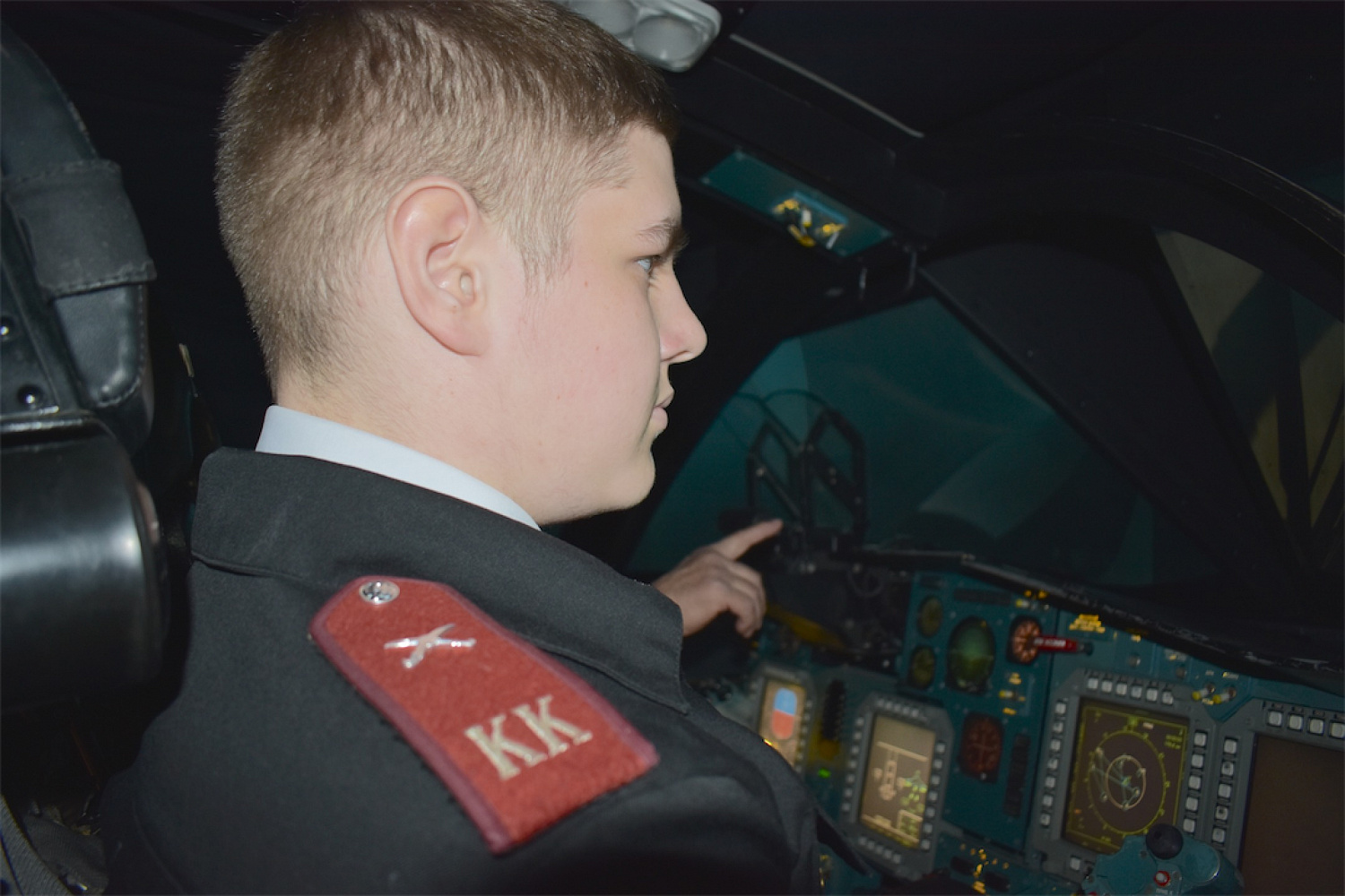  Липецкие казачата в гостях у лётчиков авиацентра