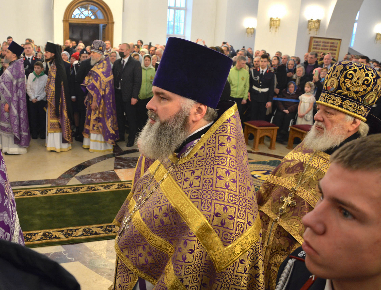 Святейший Патриарх Кирилл совершил великое освящение храма Сретения Господня в Жулебине г. Москвы