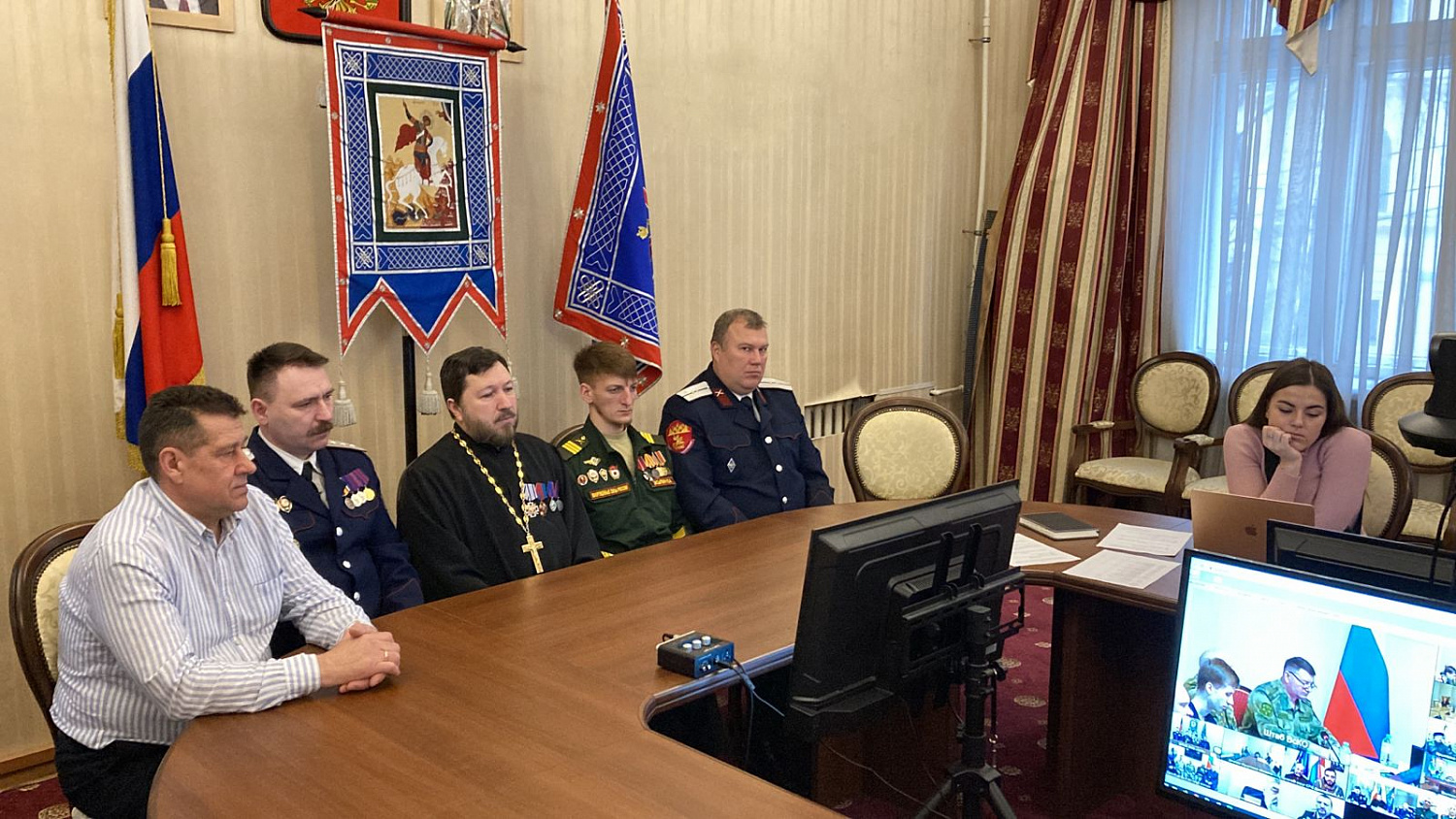 Телемост «Казаки-герои: точка опоры и мысли о Родине»