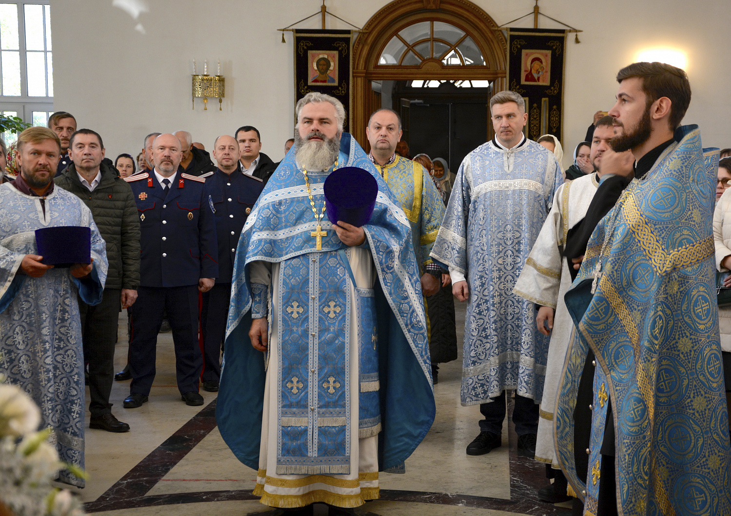 Покров Пресвятой Богородицы