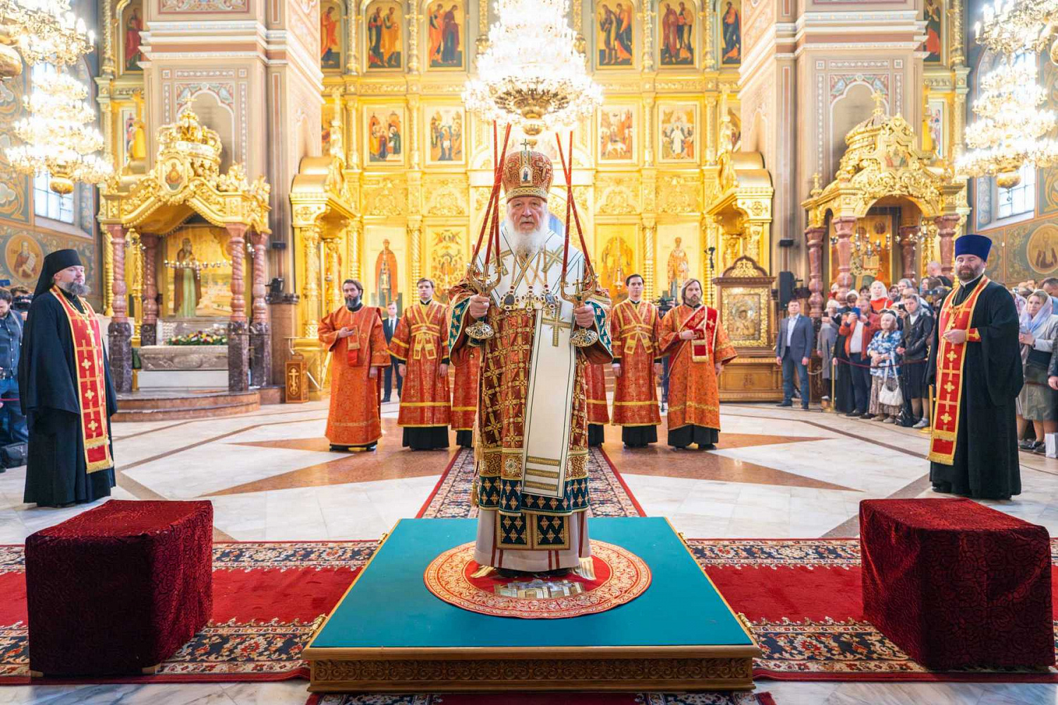 Войсковой священник ВКО ЦКВ иерей Марк Кравченко сослужил Святейшему Патриарху Кириллу в Преображенском соборе Николо-Угрешского мужского монастыря
