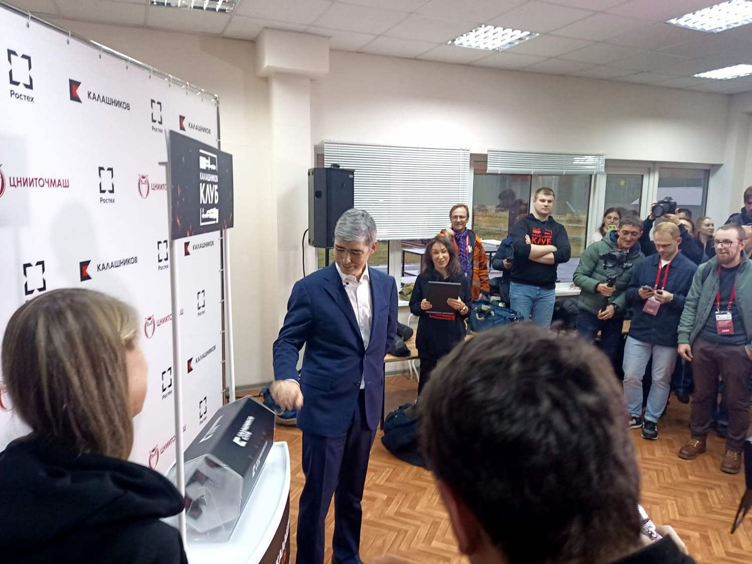 «Калашников» провел встречу с военными корреспондентами федеральных СМИ